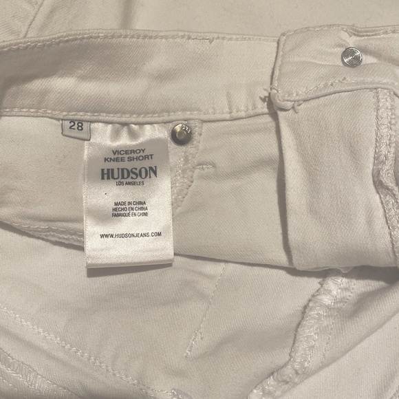 HUDSON Viceroy Knee Denim White Shorts size 28 - Picture 9 of 9